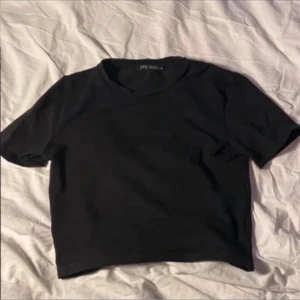 Fin topp - Väldigt bra skick säljer pga den är för liten men väldigt fin  