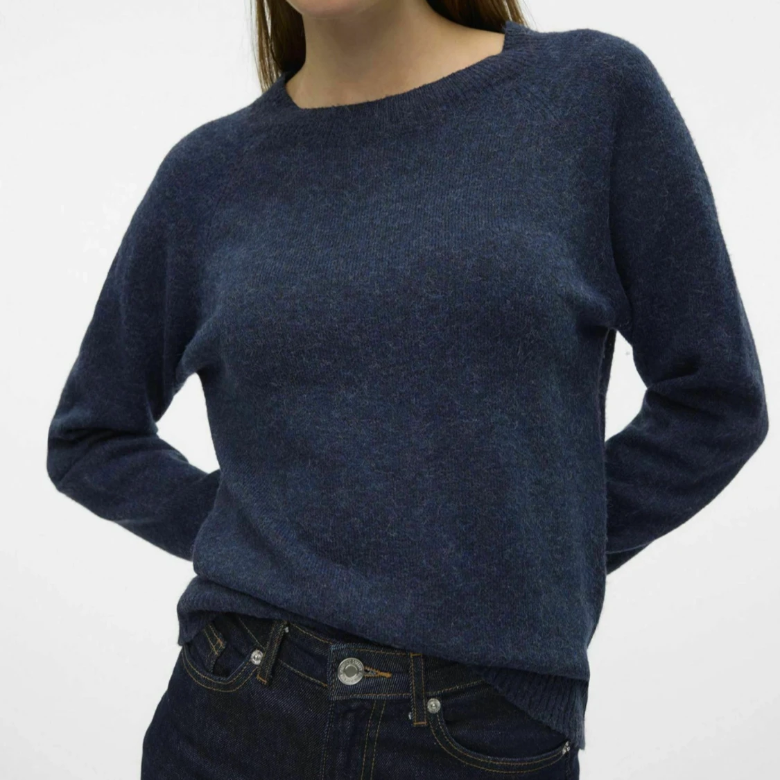 Mörkblå stickad tröja - 1