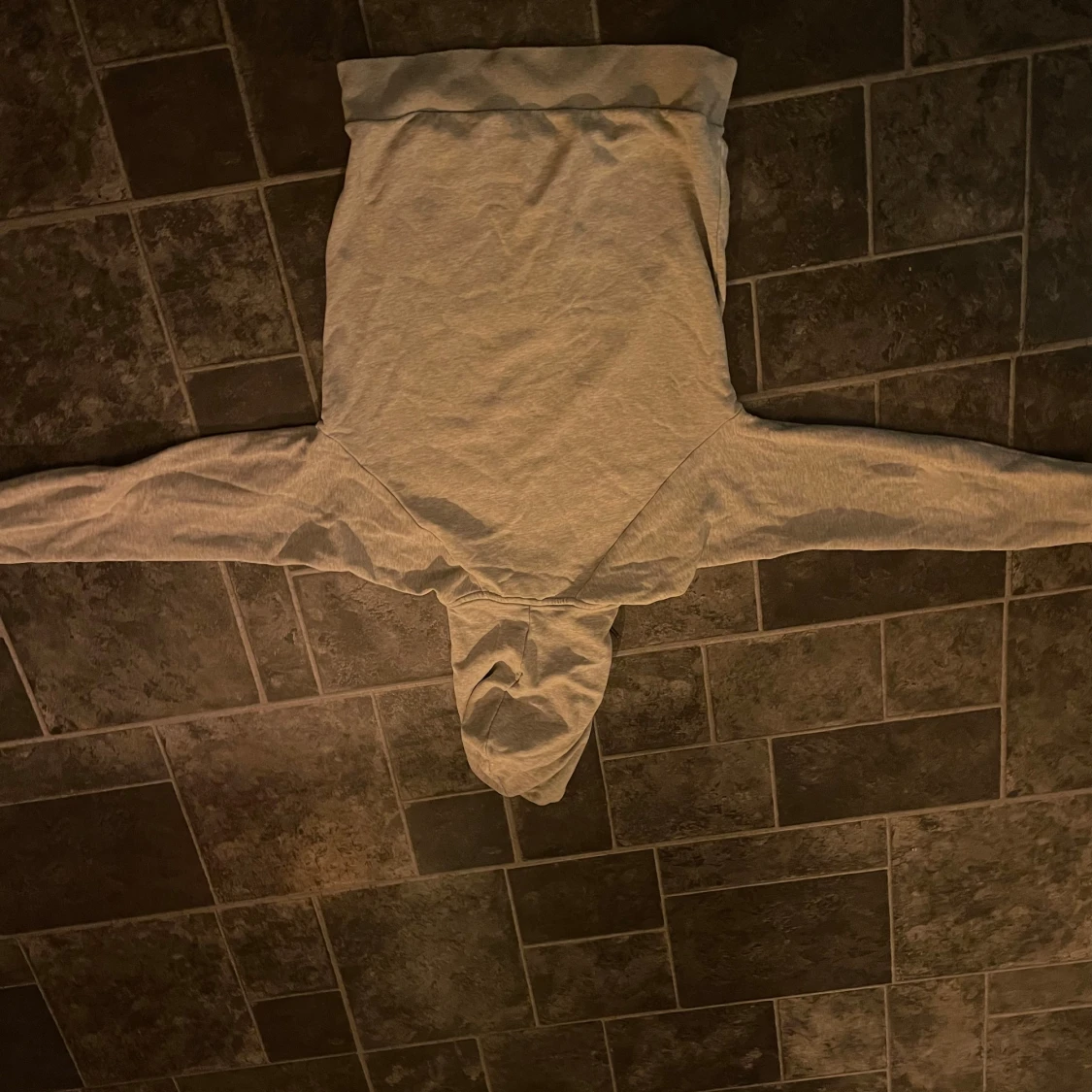 Grå hoodie från Peak Performance - 91