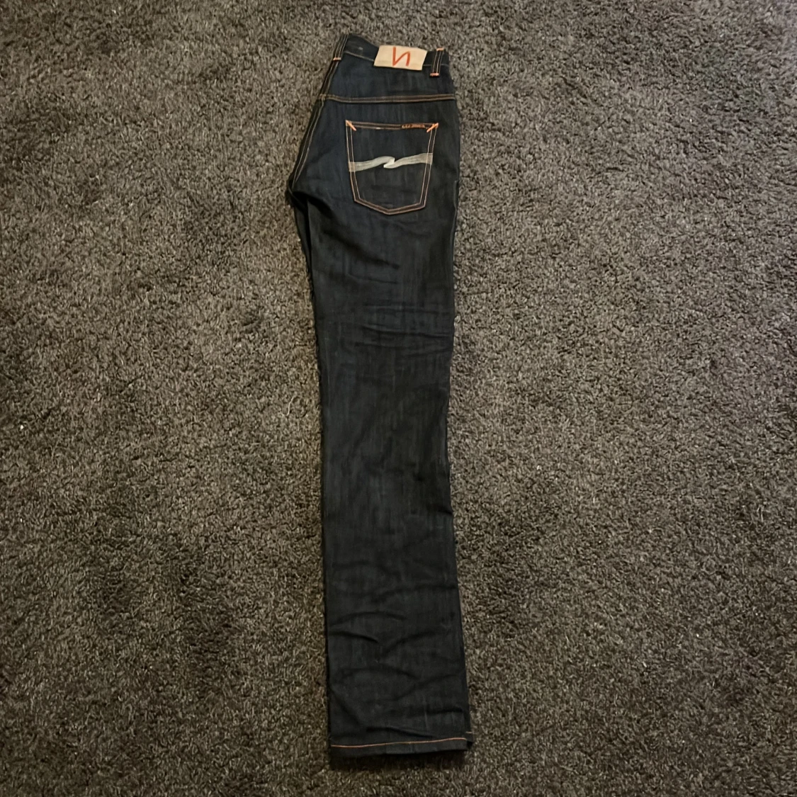Mörkblå jeans från Nudie Jeans