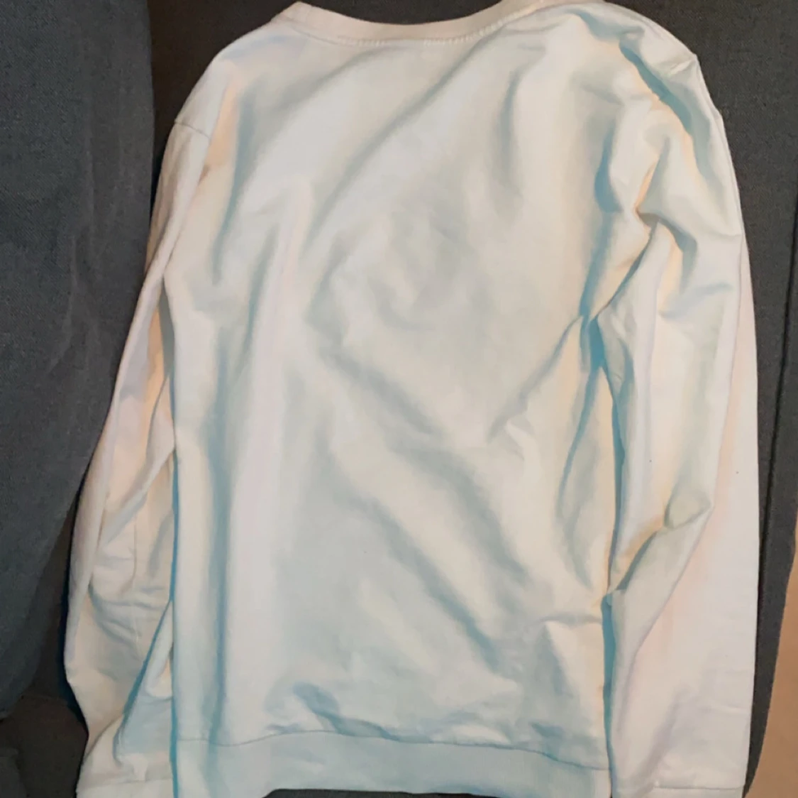 Vit tröja från Hugo Boss - 90