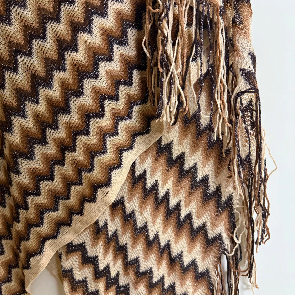 Mönstrad halsduk med fransar - 90