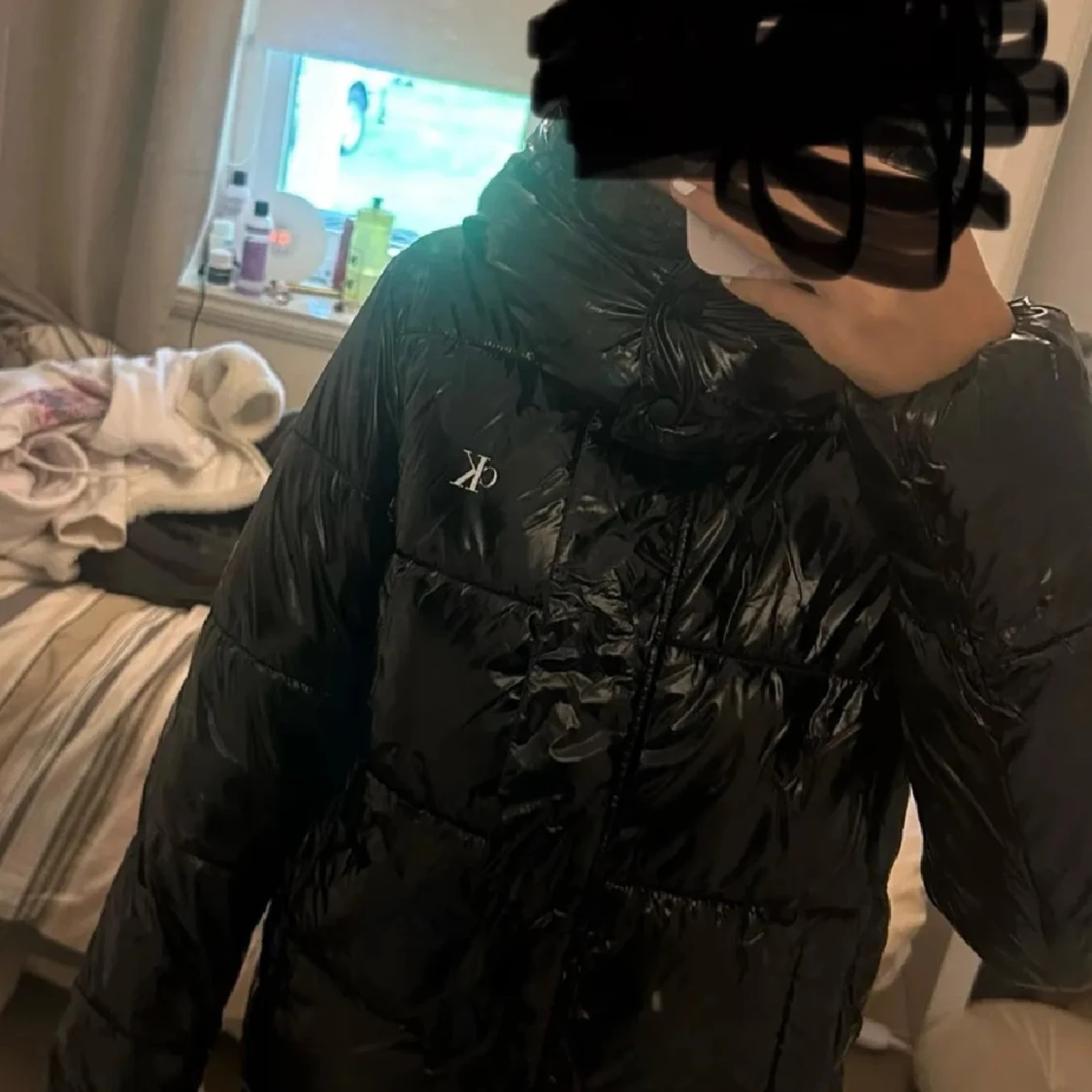 Svart glansig pufferjacka från Calvin Klein - 91