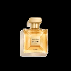 Gabrielle Essence från Chanel - ❗️Originalpris 2160kr❗️Elegant från Chanel. Doften är känd för sina blommiga och varma toner och är väldigt svår att få tag på i Sverige, sparsamt använd kan skicka bild på min flaska💕