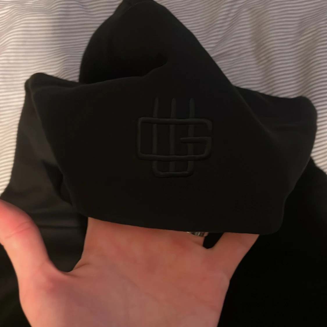 Svart hoodie från Garment Workshop - 90