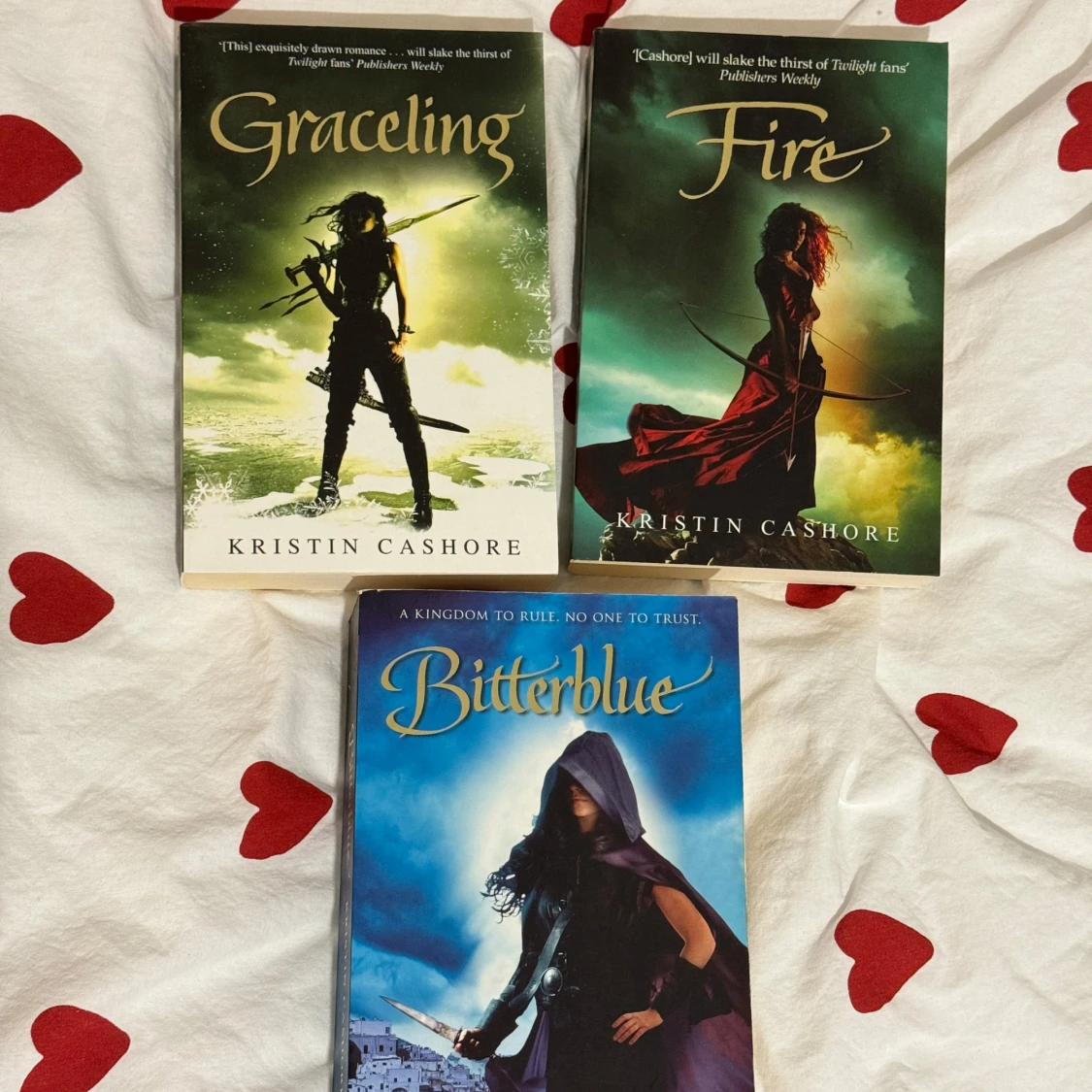 Graceling, Fire och Bitterblue