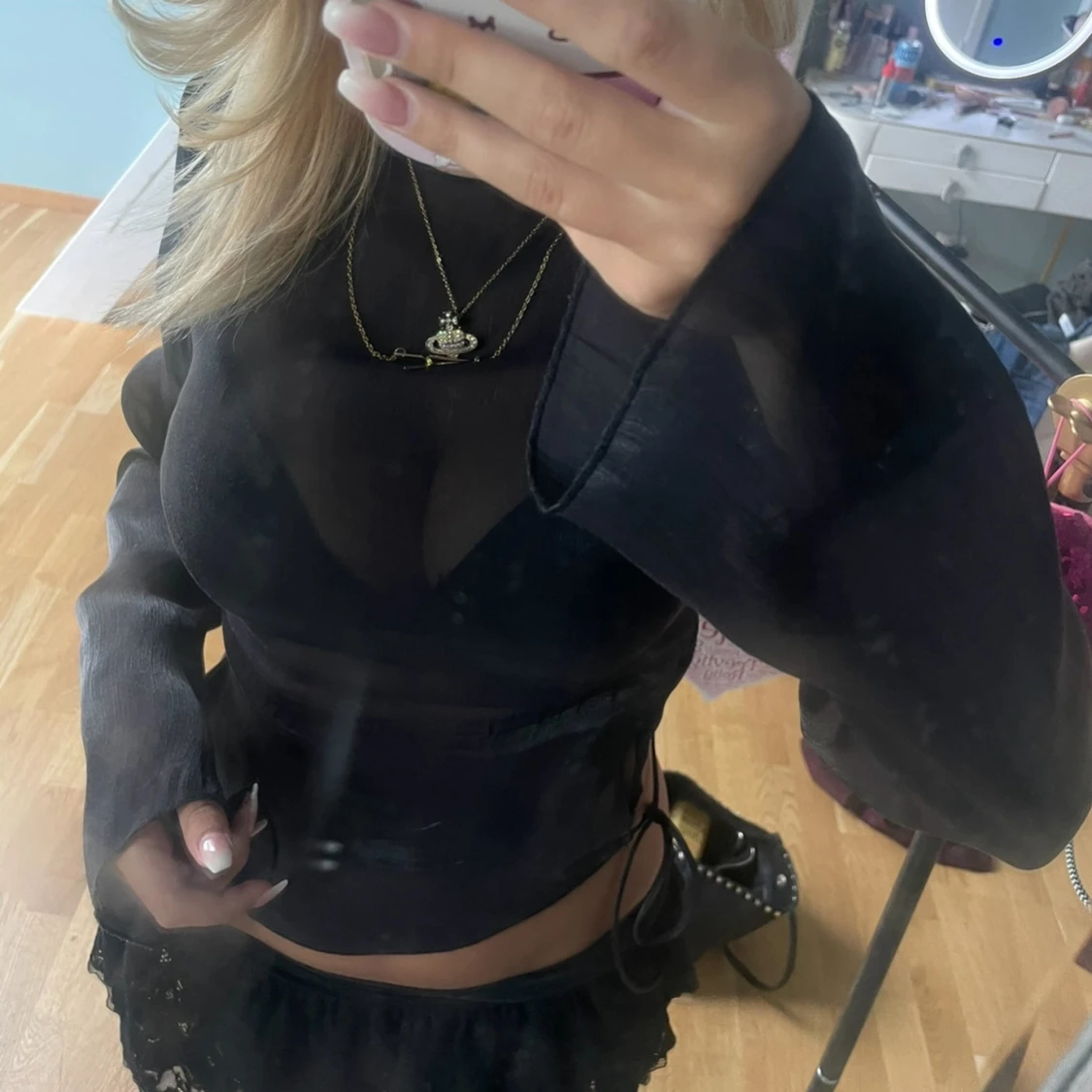 Svart långärmad topp