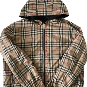 Burberry Windbreaker - Reversibel - Knappast använd, säljer för att det inte är min stil
