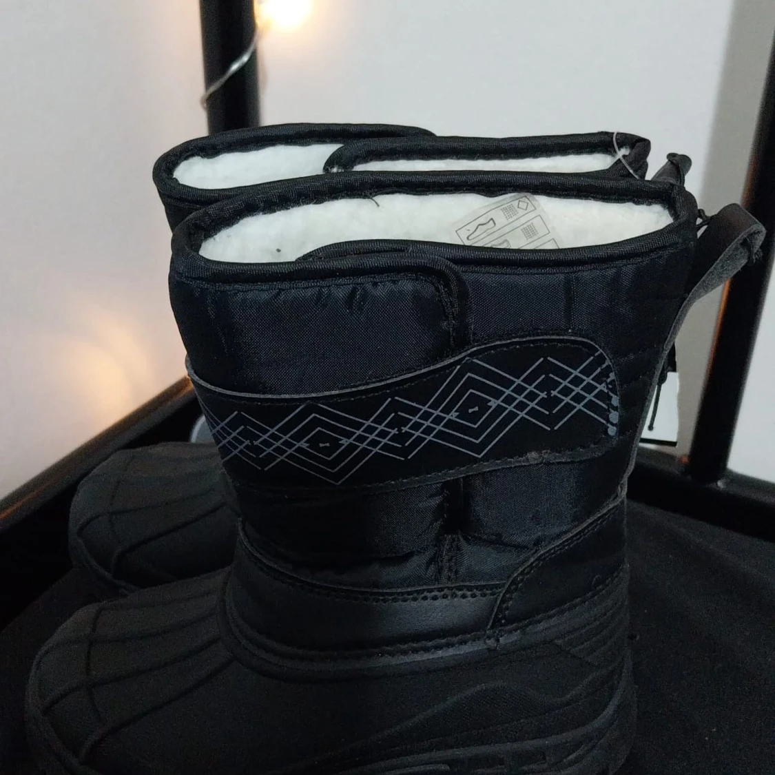 Svarta vinterstövlar från True North - 2