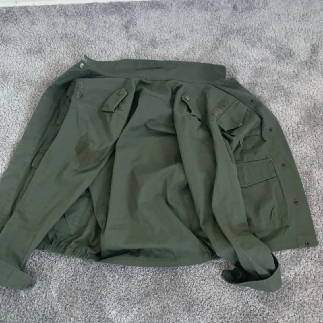 Grön jacka med fickor - 2