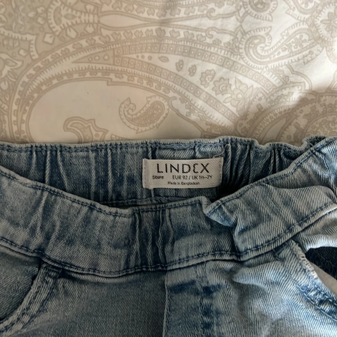 Blå jeansbyxor från Lindex - 1
