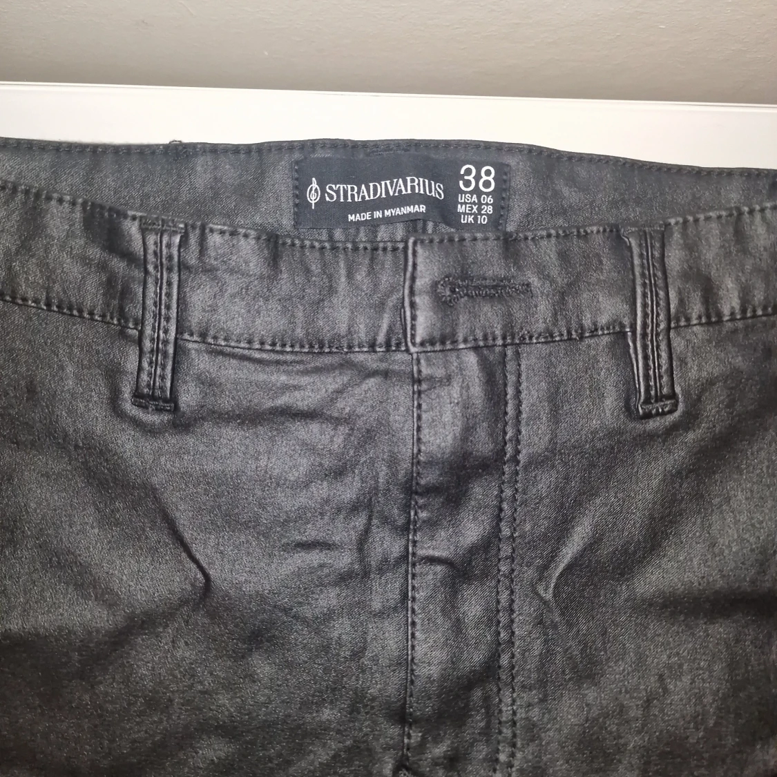 Svarta byxor från Stradivarius - 2