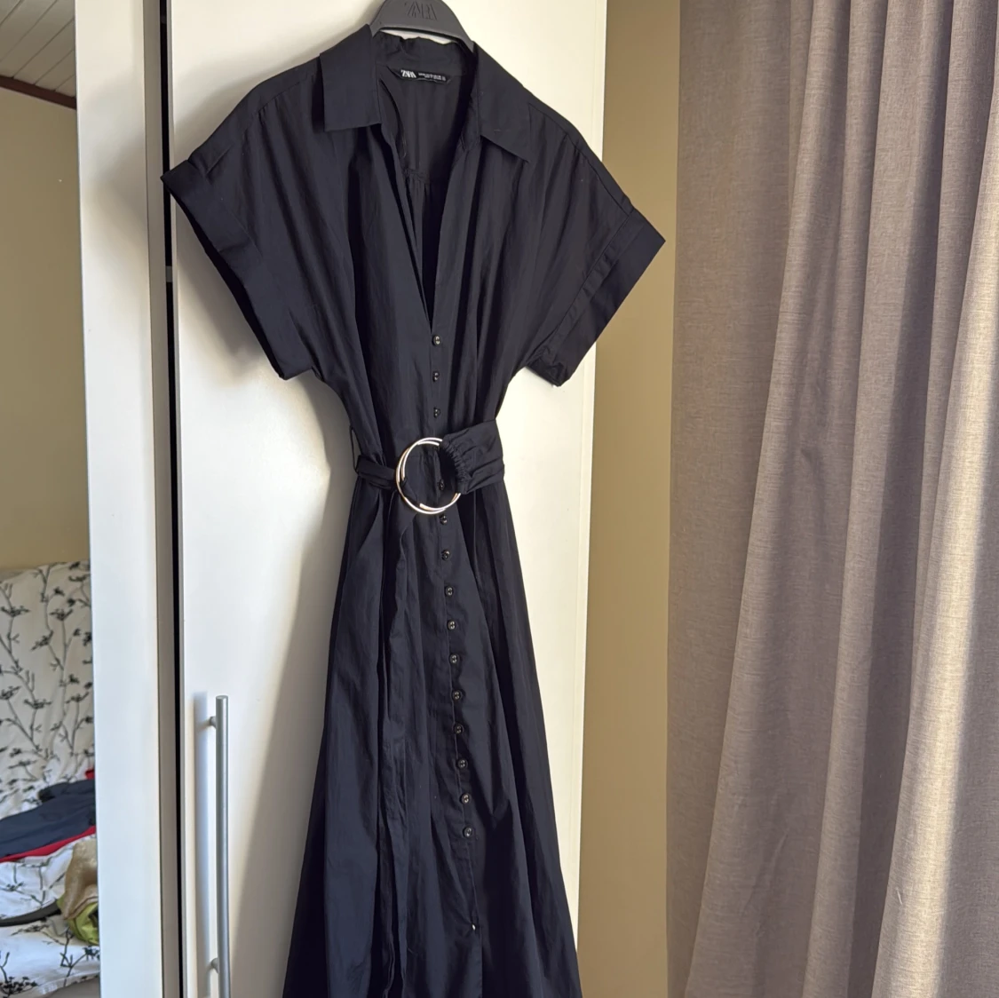 Svart klänning från Zara - 1