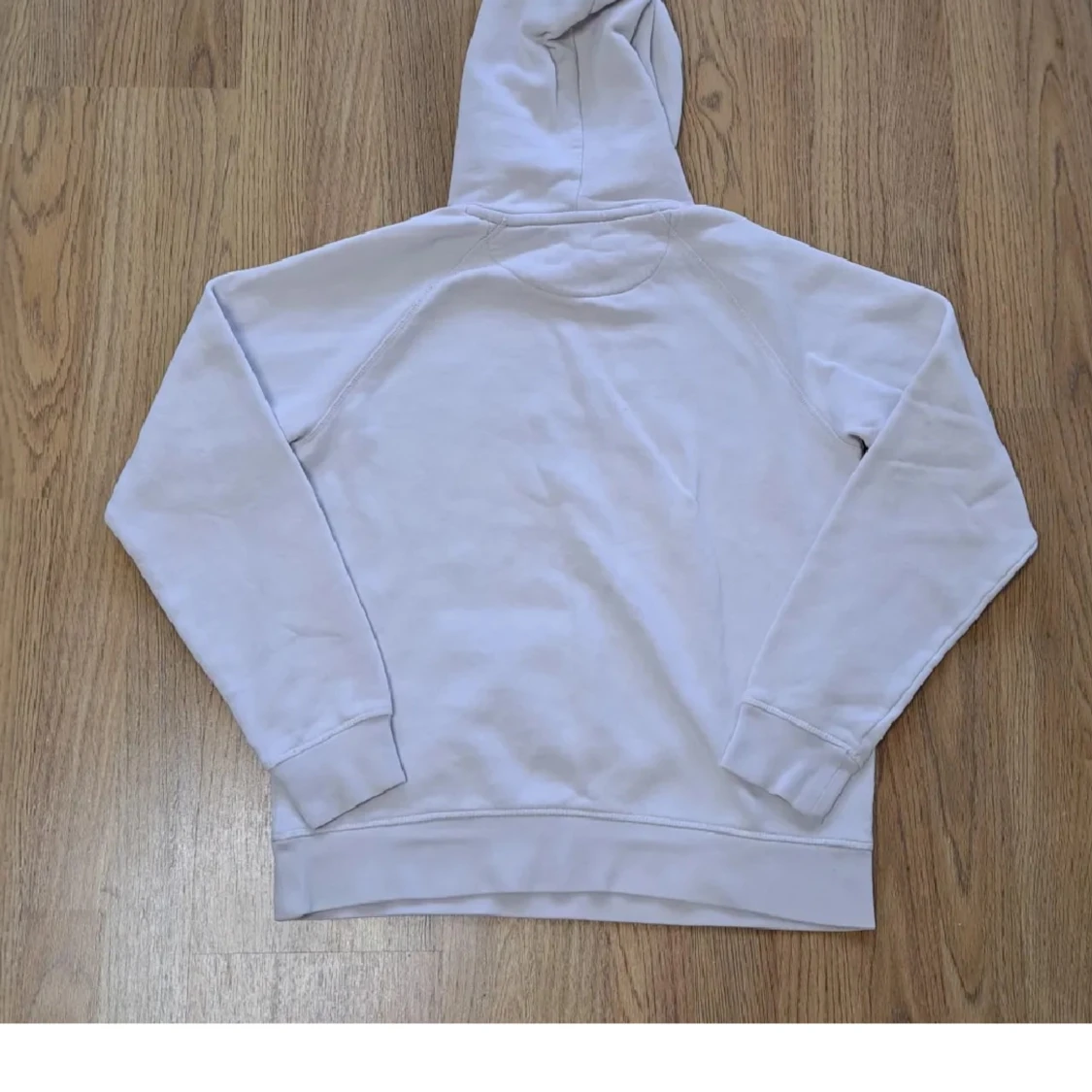 Vit hoodie från Gant - 3