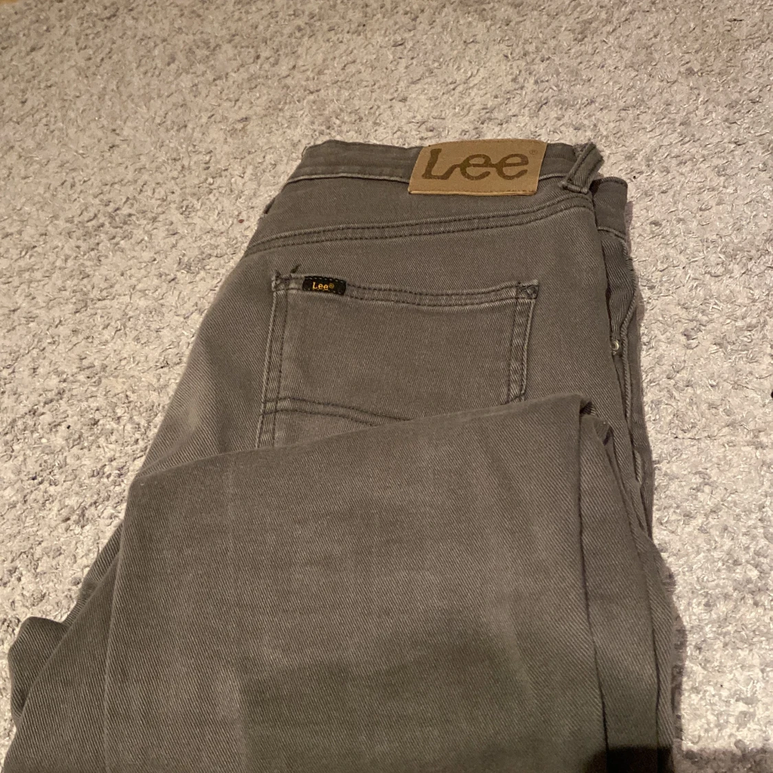 Grå jeans från Lee - 3