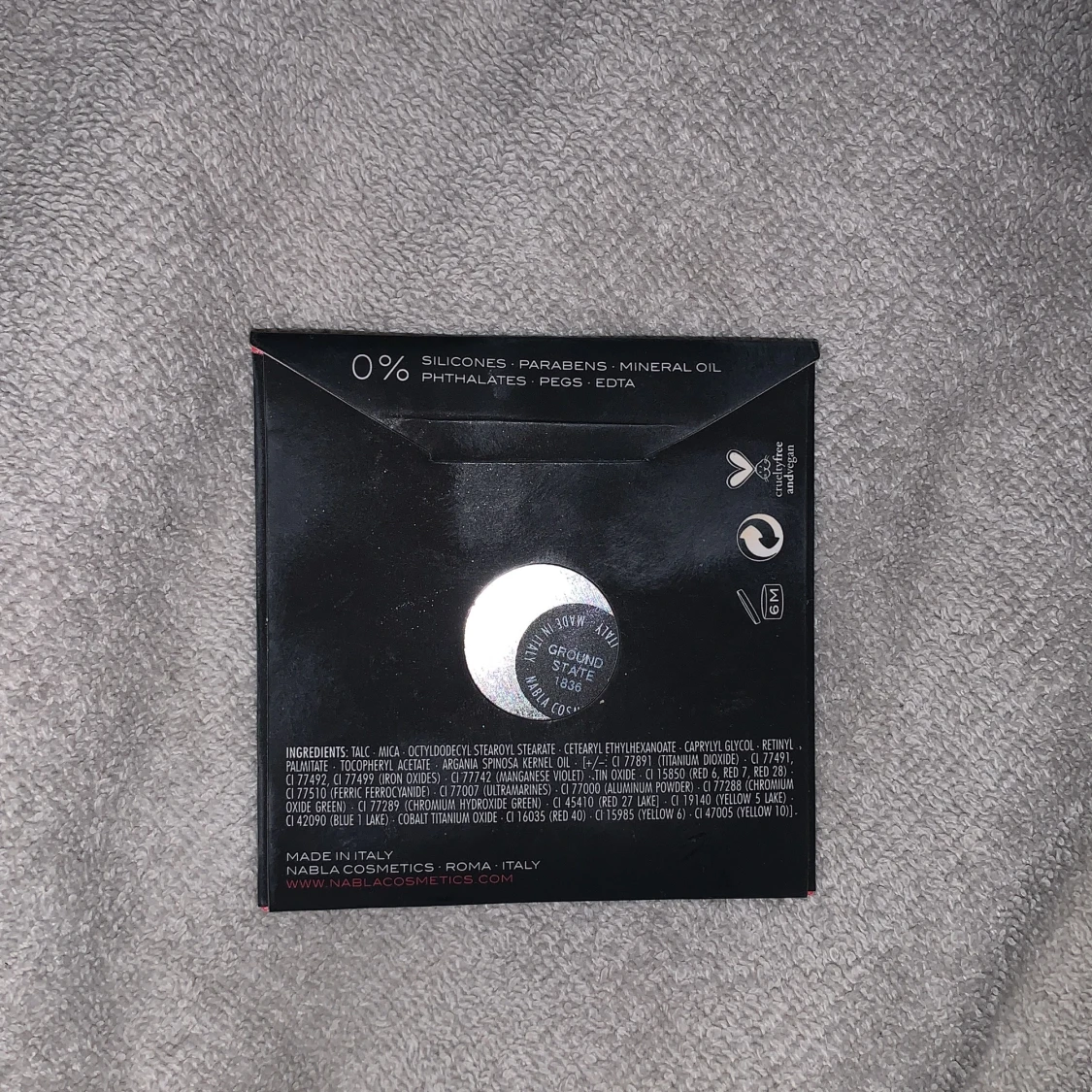 Lila ögonskugga från Nabla - 2