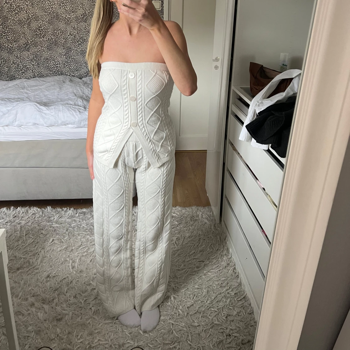 Vit stickad byxdress - 1