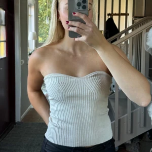 Bandeau  - Beige bandeau topp från hm 