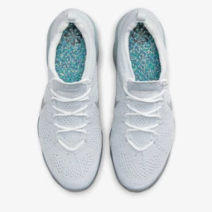 Nike Air VaporMax 2023 Flyknit - Säljer Nike Air VaporMax 2023 Flyknit Skor Använda 2 gånger har inga fel jätte sköna 