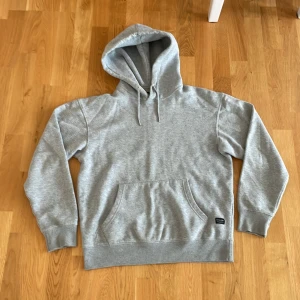 Jack and Jones hoodie  - Säljer nu denna feta Jack and Jones hoodien | Färg grå, storlek xs | pris 249 kom privat vid intresse 