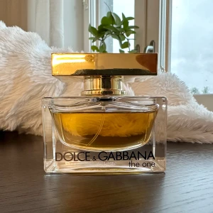 Dolce&Gabbana  - Knappt använd, 50 ml  The one