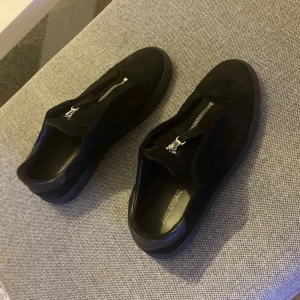 Axel arigato - Oanvända storlek 45 sällsynta kan gå ner i pris tar emot byten också 