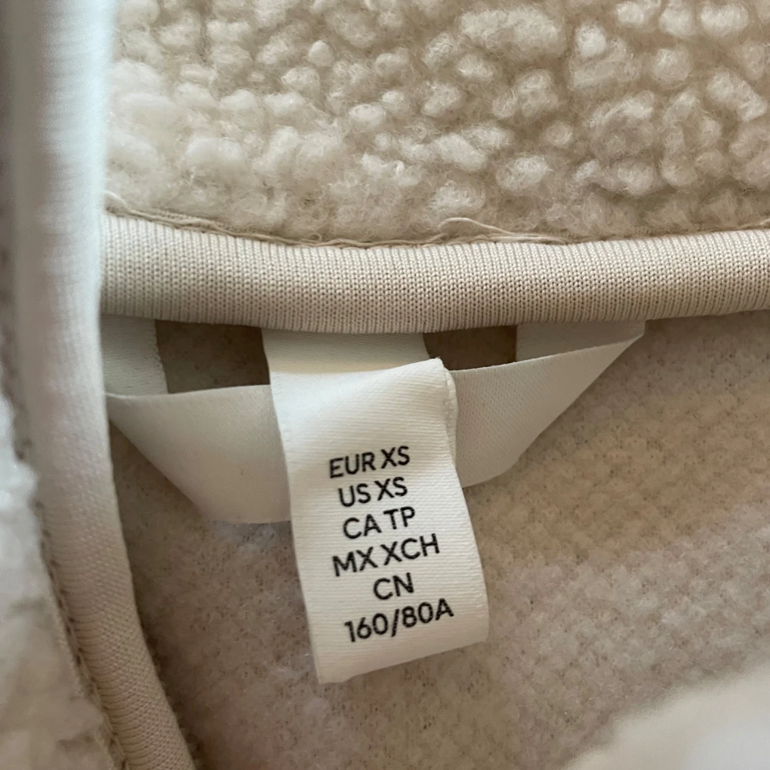 Beige teddyjacka - 91