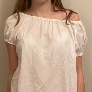 Supersöt topp!! - Perfekt till alla tillfällen