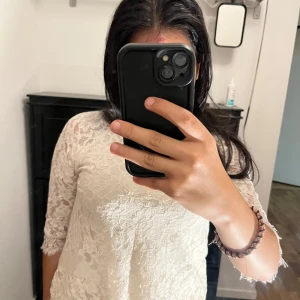 Sommrig tröja - Vit sommrig tröja