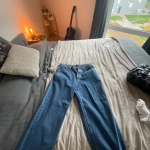 Dickies Jeans - Dickies Jeans Storlek 33/34 Nypris ca 800kr Mitt pris: 350kr Helt nya aldrig använd🤗