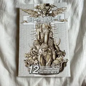 Nu säljer jag min death note manga Vol 10. Den är i ett mycket fint skick och köptes ganska nyligen. Dm ifall du är intresserad🤗