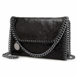 Väska - Nu säljer jag min väska som jag knappt har använt och den är i nyskick.