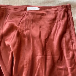 Samsøe Samsøe kjol - Samsøe Samsøe satin kjol, roséfärgad  Modell: Heaston  S