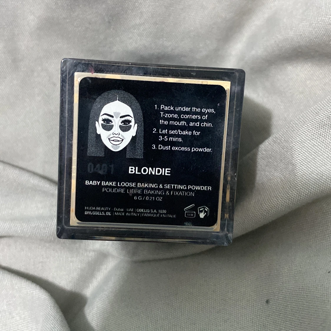 Huda beauty puder powder  - 90