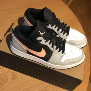 Nike air Jordan. Knappt använda Köpte på sneakers and stuff på söder malm