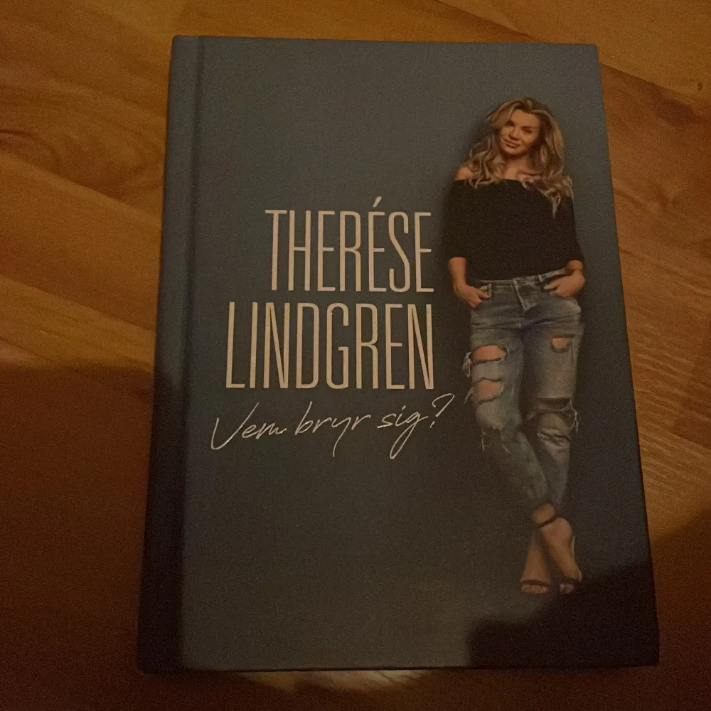Therese Lindgrens bok vem bryr sig 50 kr Jag har hennes andra bok också, kan sälja båda för 69 kr men använd inte köp nu i så fall, det blir fel med priset då . Böcker.