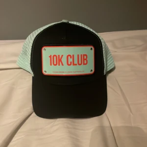 John hatter keps clean drink - Min pris 1000kr nästan oanvänd. Bra skick