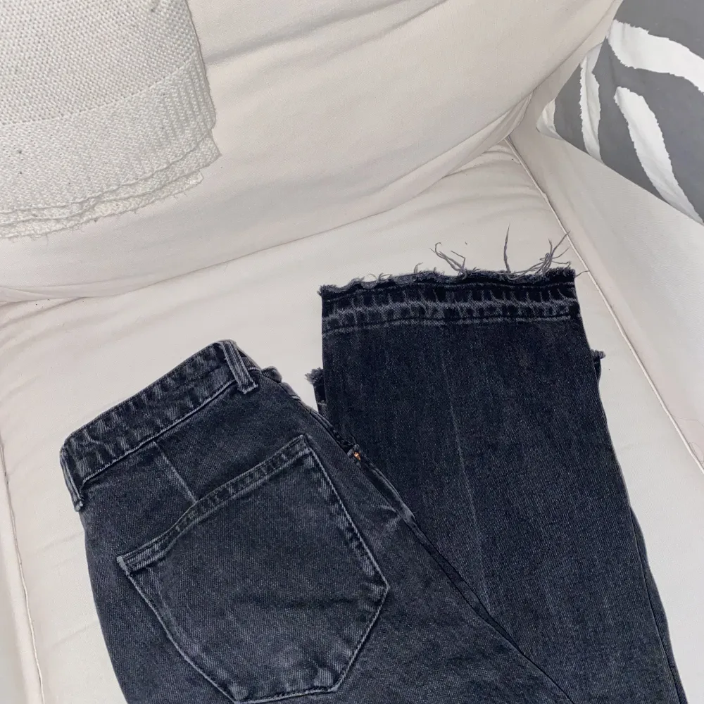 Supercoola jeans från zara!!🤩. Jeans & Byxor.