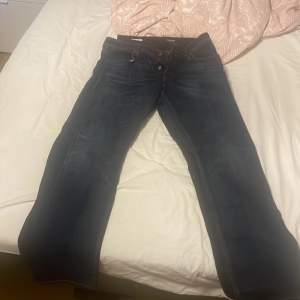 Jack and Jones jeans storlek 32/30