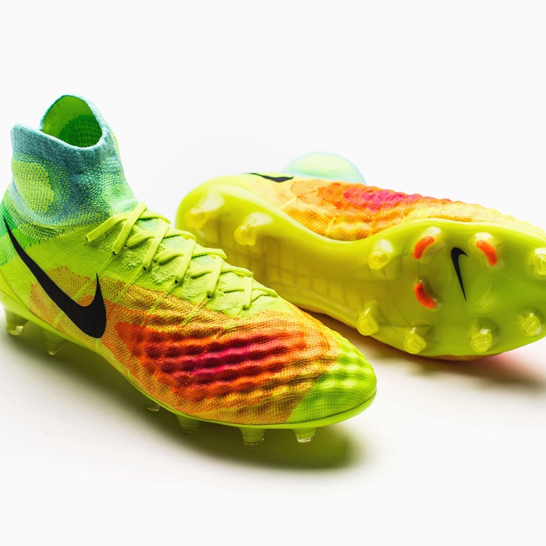 Nike magista