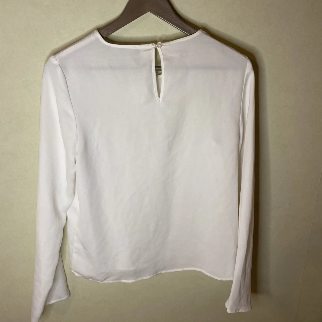 Fin blus från Bikbok Strl. XS - 90