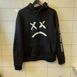 Lil peep merch (inofficiell). 100% polyester  stl XS/S
