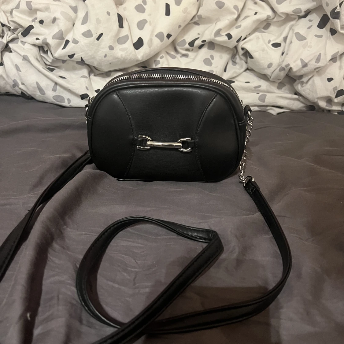 Svart väska 