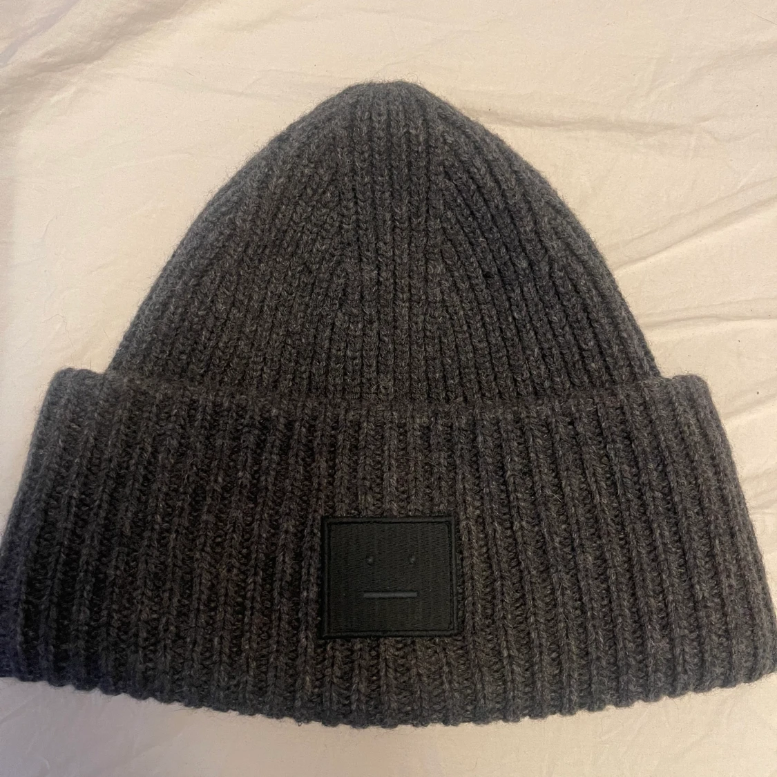Acne mössa