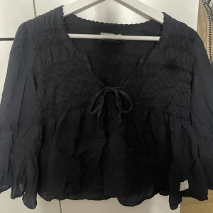 Odd Molly blus  - Super fin Odd Molly blus, ostruken på bilden. Super fint skick inga skador alls.