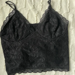 Spetslinne  - Aldrig använd, från bakbok storlek M