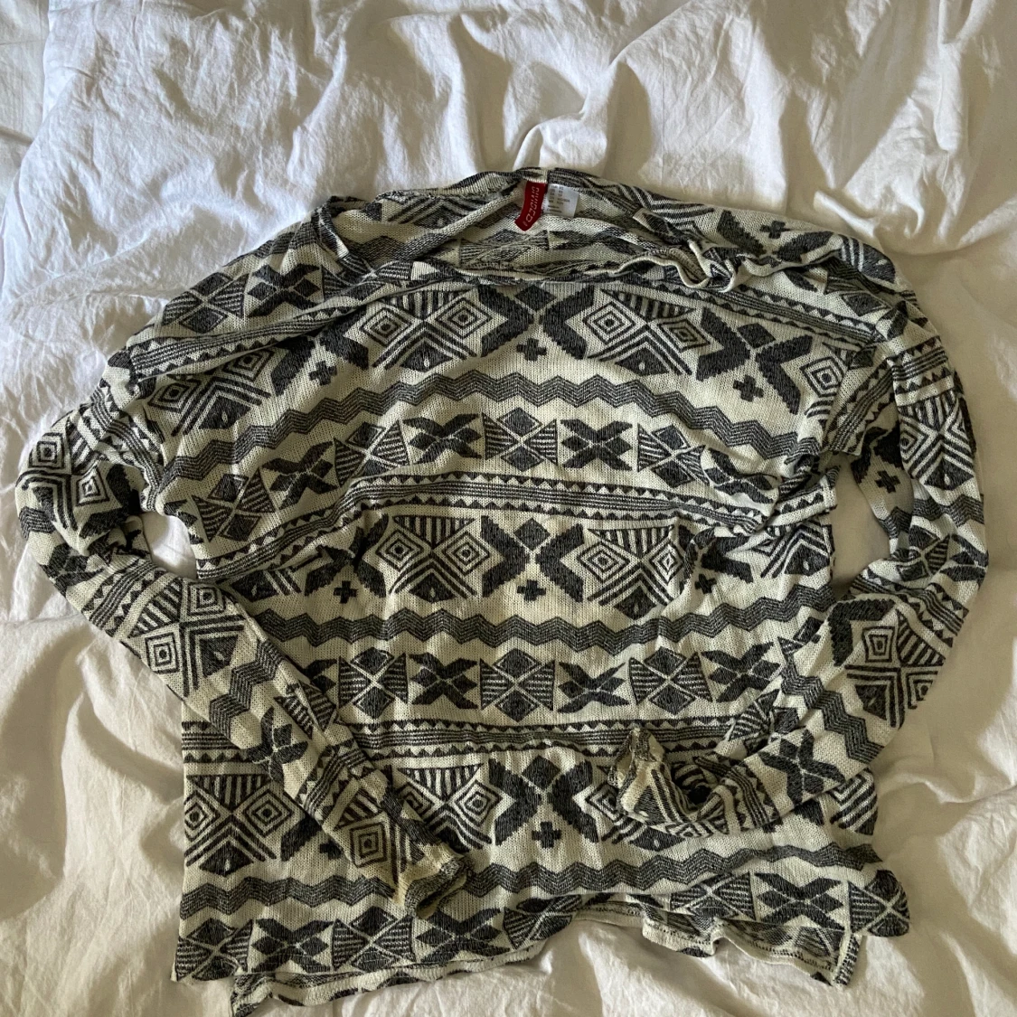 Tunn långärmad tröja i print - 91