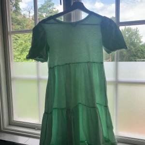 Zara klänning - Sååå snyggg