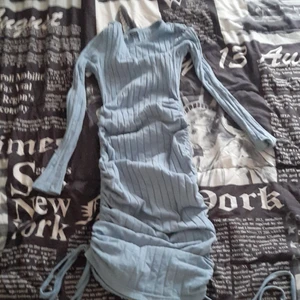 Kläning - Jätte billig och fin färg och skön klänning med bra och billigt pris