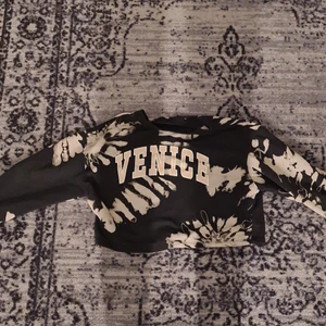 Magtjock tröja - Den är för 8-10år den är väldigt skön och fin passar typ till allt 